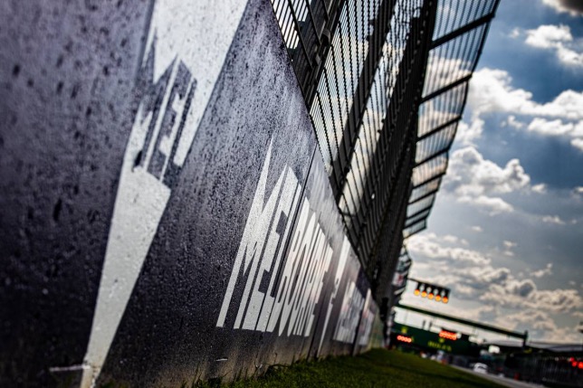 Формула 1 и FIA согласовали график уик-эндов в 2022 году